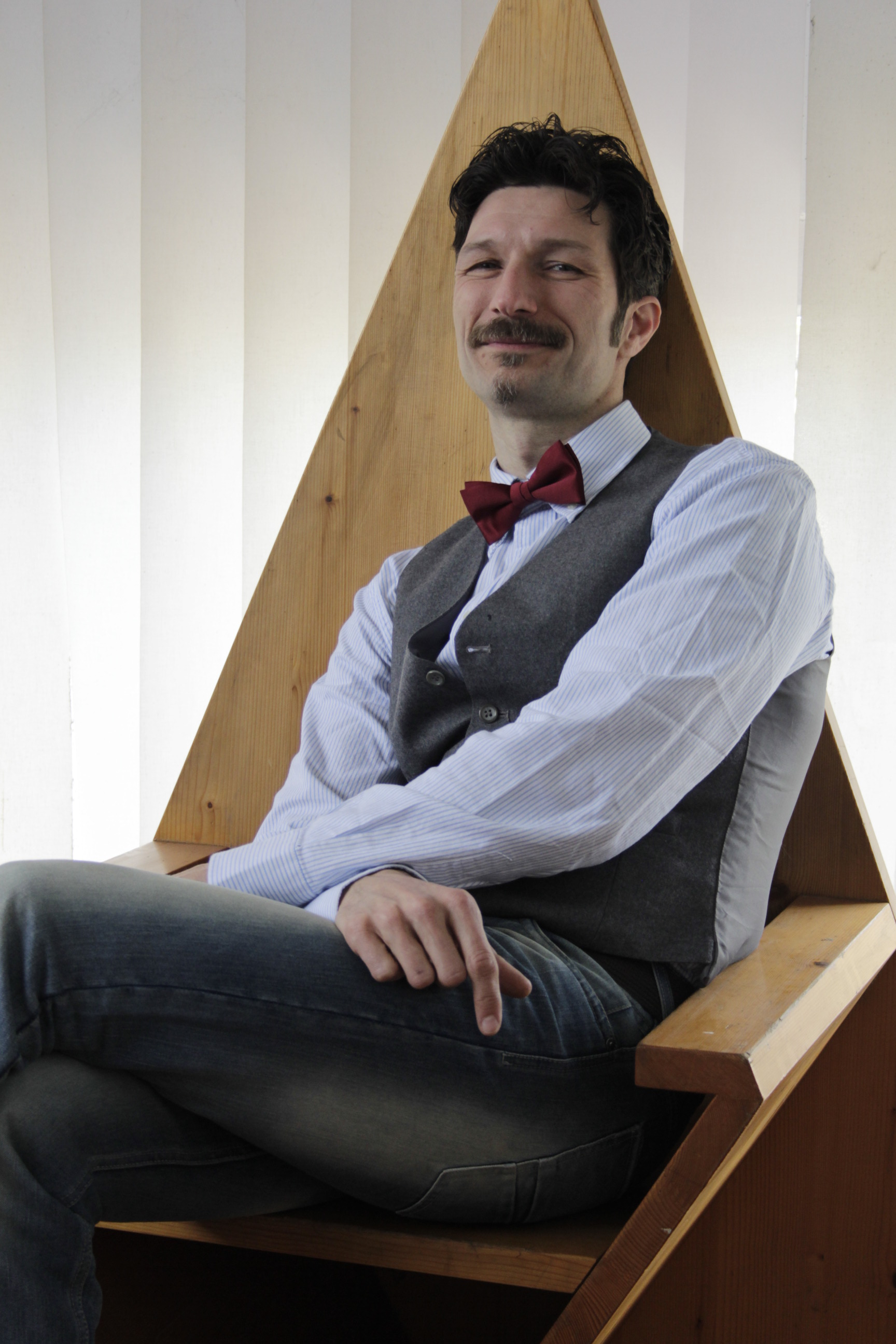 Luciano De Tommaso casting sculptor